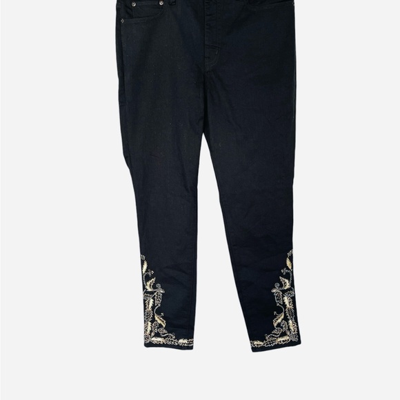 Nwt- RALPH LAUREN, BLACK EMBROIDERED PANT, SIZE: 8 MSRP $185 - Picture 2 of 9